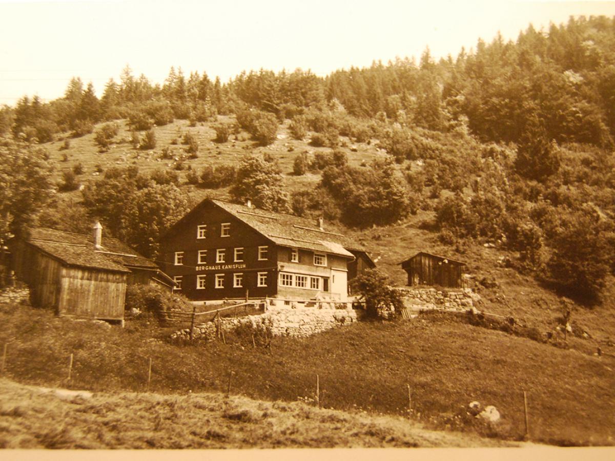 Berghaus Kanisfluh Hausansicht 1954