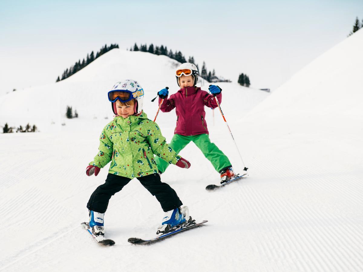 Kinder Skifahren in Damüls Mellau im Bregenzerwald